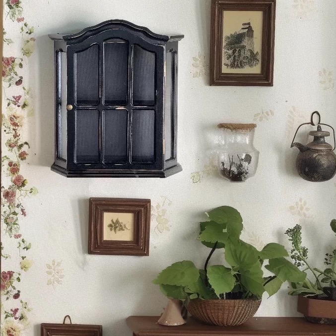 Vintage Distressed Wood Wall C - Vintage Collectible Glass recension och pris