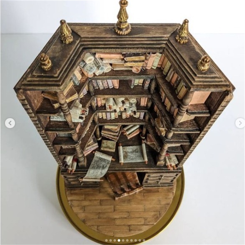 Miniature Bookcase Bookshelf D - Vintage Collectible Glass recension och pris