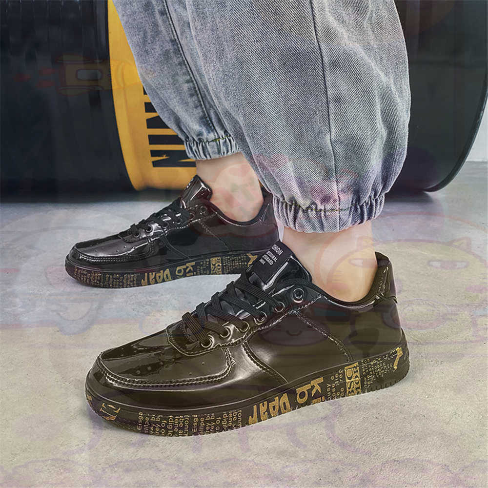 Round Foot Size 45 Sneakers Wh - Vintage Collectible Shoes recension och pris